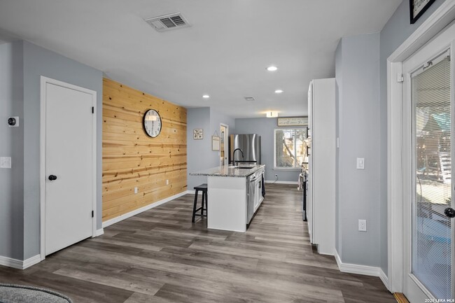 Building Photo - 9322 Charleston Ln