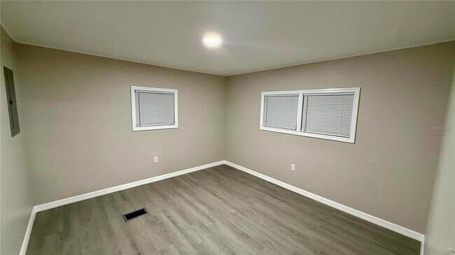 Building Photo - 4502 West Ln