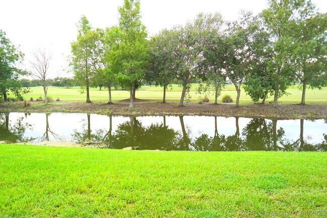 Building Photo - 12620 Vista Isles Dr