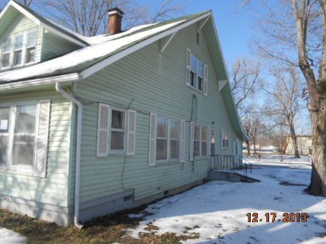 Building Photo - MARBLE HILL - 3BR, 2 Bath, 1 1/2 Stories, ...