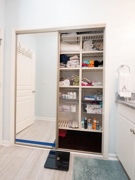 primary bath storage - 500 Bucksley Ln