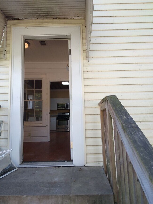 Building Photo - 8004 S hwy 161