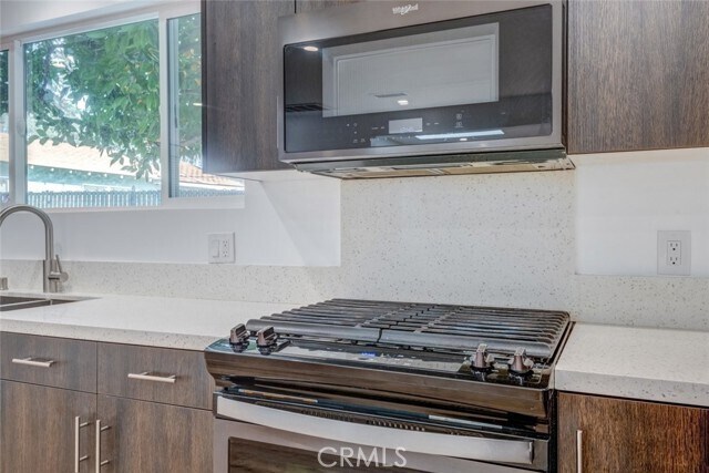 Building Photo - 17024 Sherman Way