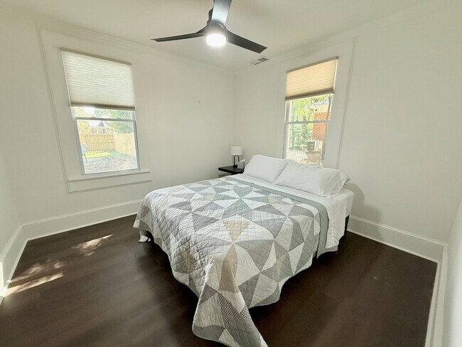 Building Photo - 2936 Oceola St