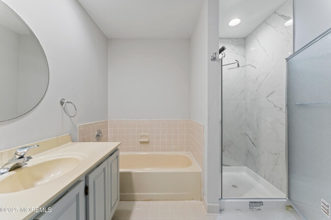 Building Photo - 452 Indigo Ct
