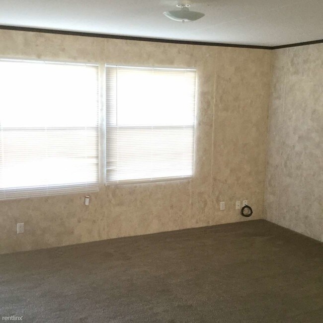 Building Photo - 3 br, 2 bath Mobile Home - Dry Creek Lot #019