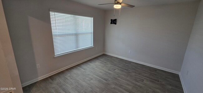 Building Photo - 3991 Silver Spur Rd