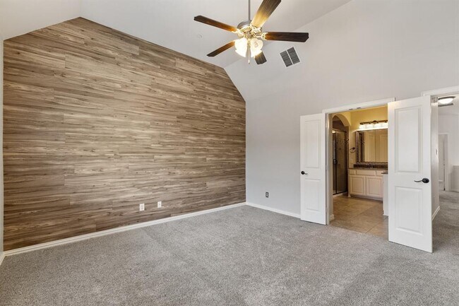 Building Photo - 4646 Rhett Ln