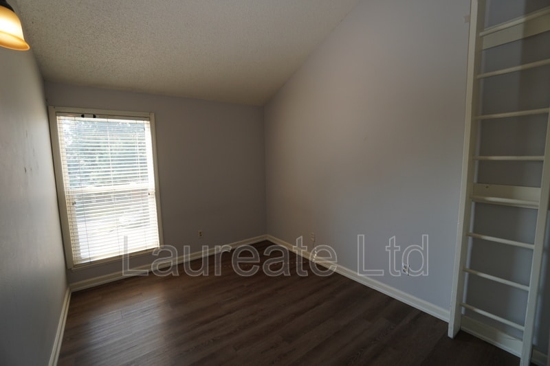 Building Photo - 3662 S Granby Way