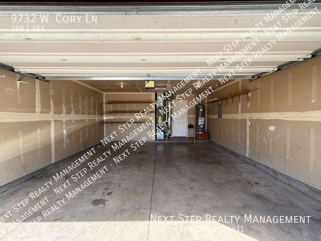 Building Photo - 9732 W Cory Ln