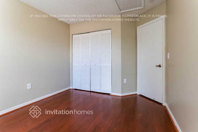 Building Photo - 2565 NW 80th Ave