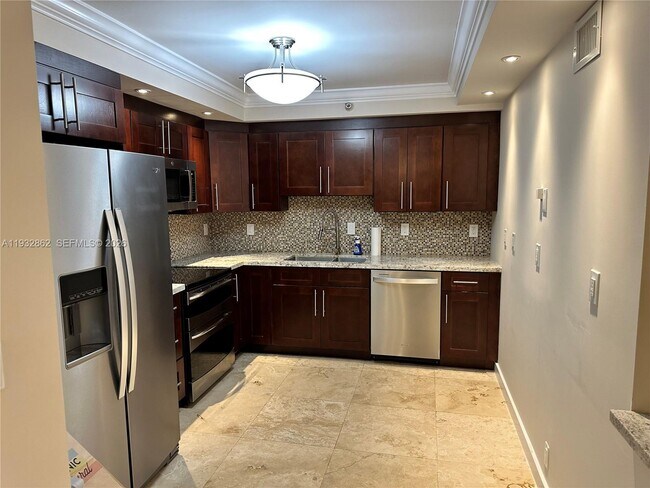 Building Photo - 3530 Mystic Pointe Dr