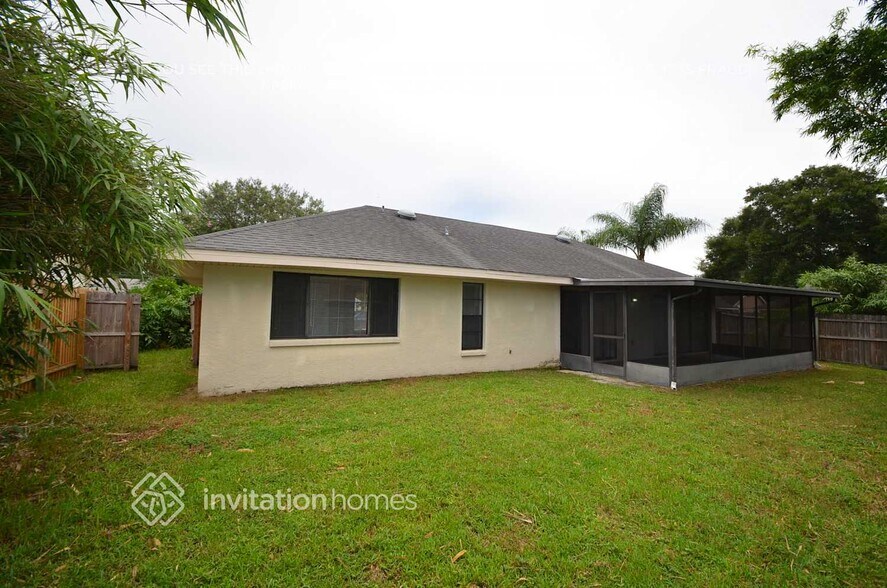 Building Photo - 5102 Garden Vale Ave