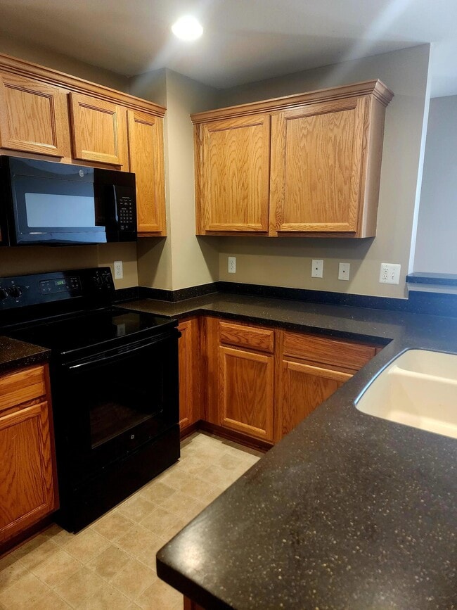 Building Photo - 55439 Ambassador Ct