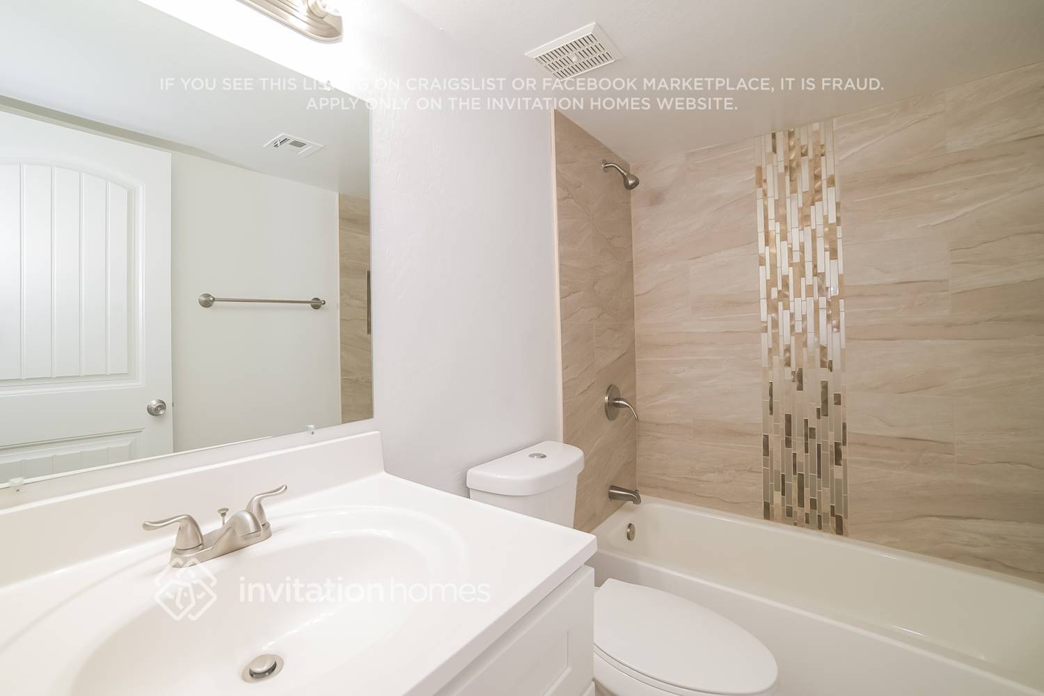 Building Photo - 2925 N 86th Dr