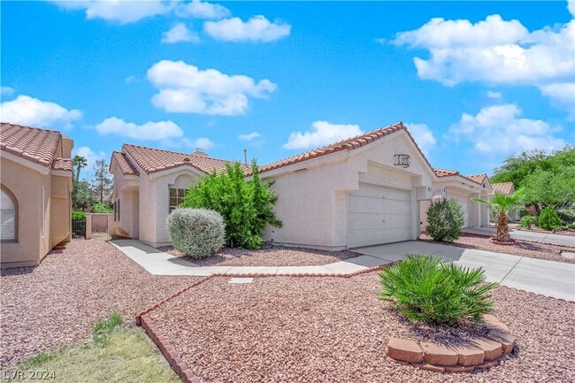 Building Photo - 7721 Rockfield Dr