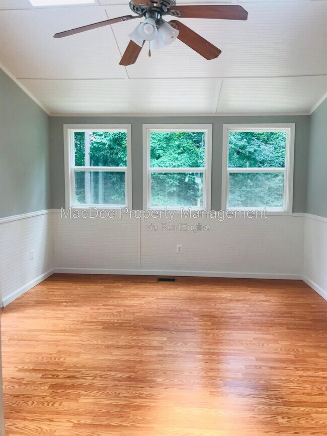 Building Photo - 6804 Saxony Cir