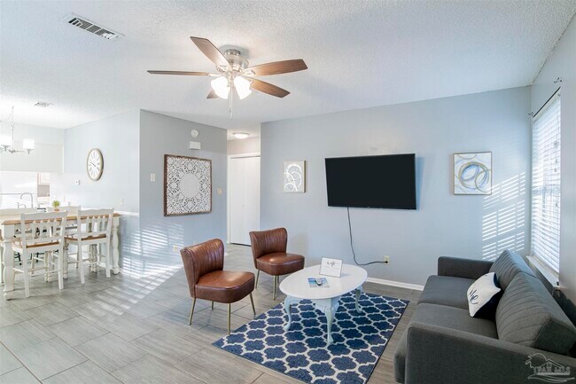Building Photo - 3307 Kingswood Ct