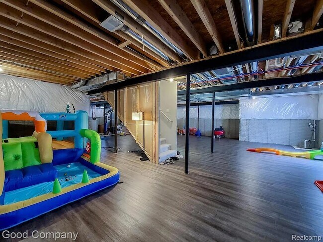 Building Photo - 5342 Rangemore Dr