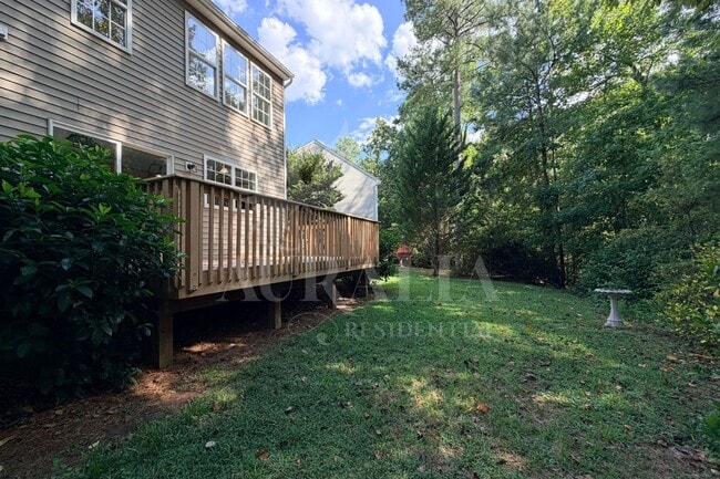 Building Photo - 112 Huntersville Rd