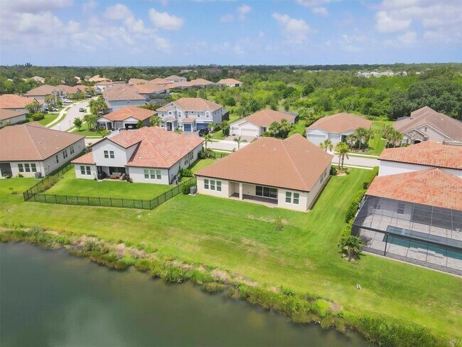 Building Photo - 7228 Great Egret Blvd