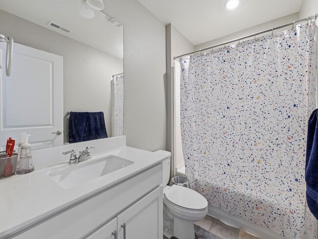 Building Photo - Newer 3-Bedroom Home with Fenced Yard, A/C, Attached Garage!