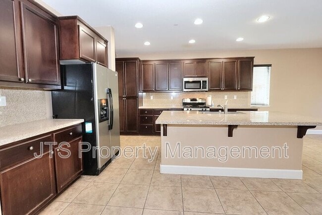 Building Photo - 1427 Bicker Cir