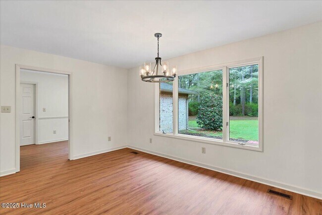 Building Photo - 40 Bogie Dr