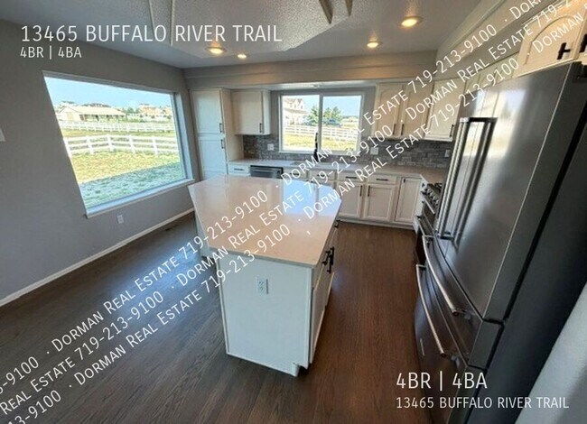 Building Photo - 13465 Buffalo River Trl W
