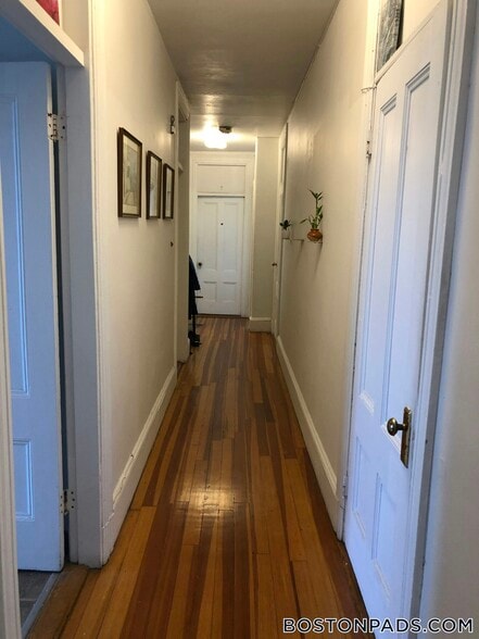 Building Photo - 268 Broadway