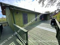 Building Photo - *COMING SOON!* 3 Bedroom / 2 Bath Home In ...