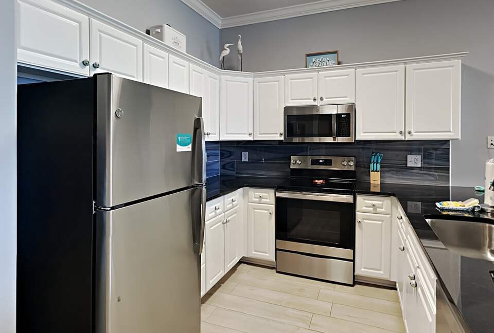 Building Photo - 10625 Front Beach Rd