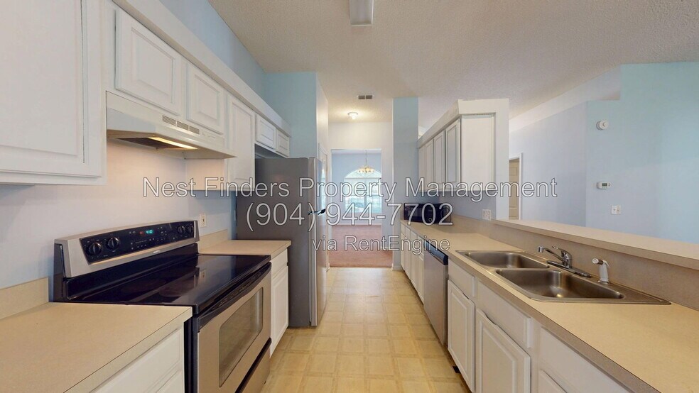 Building Photo - 628 Sparrow Branch Cir