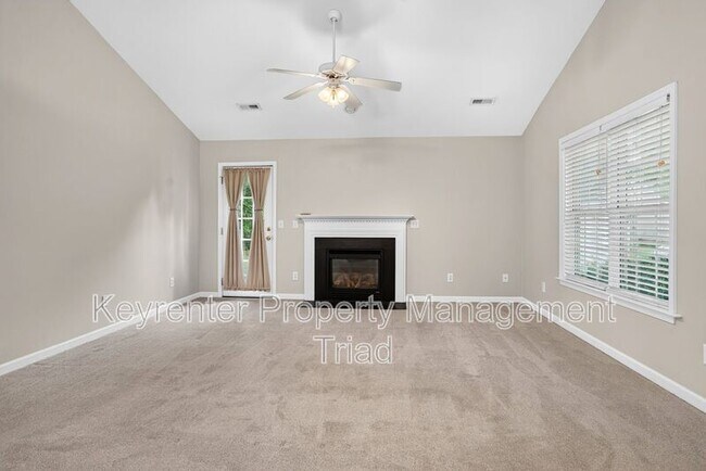 Building Photo - 6219 Black Willow Dr