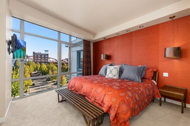 Building Photo - 1260 NW Naito Pky