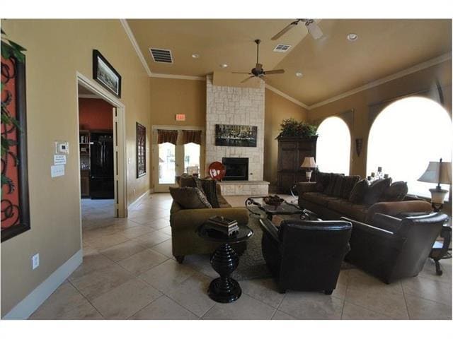 Building Photo - 5890 Grosseto Dr