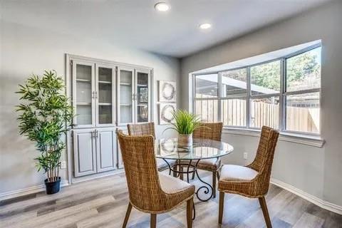 Building Photo - 4031 Port Royal Dr
