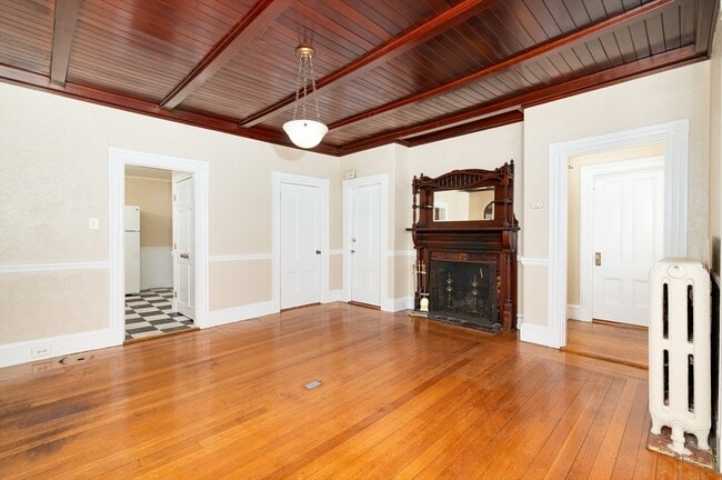 Building Photo - 11 French St