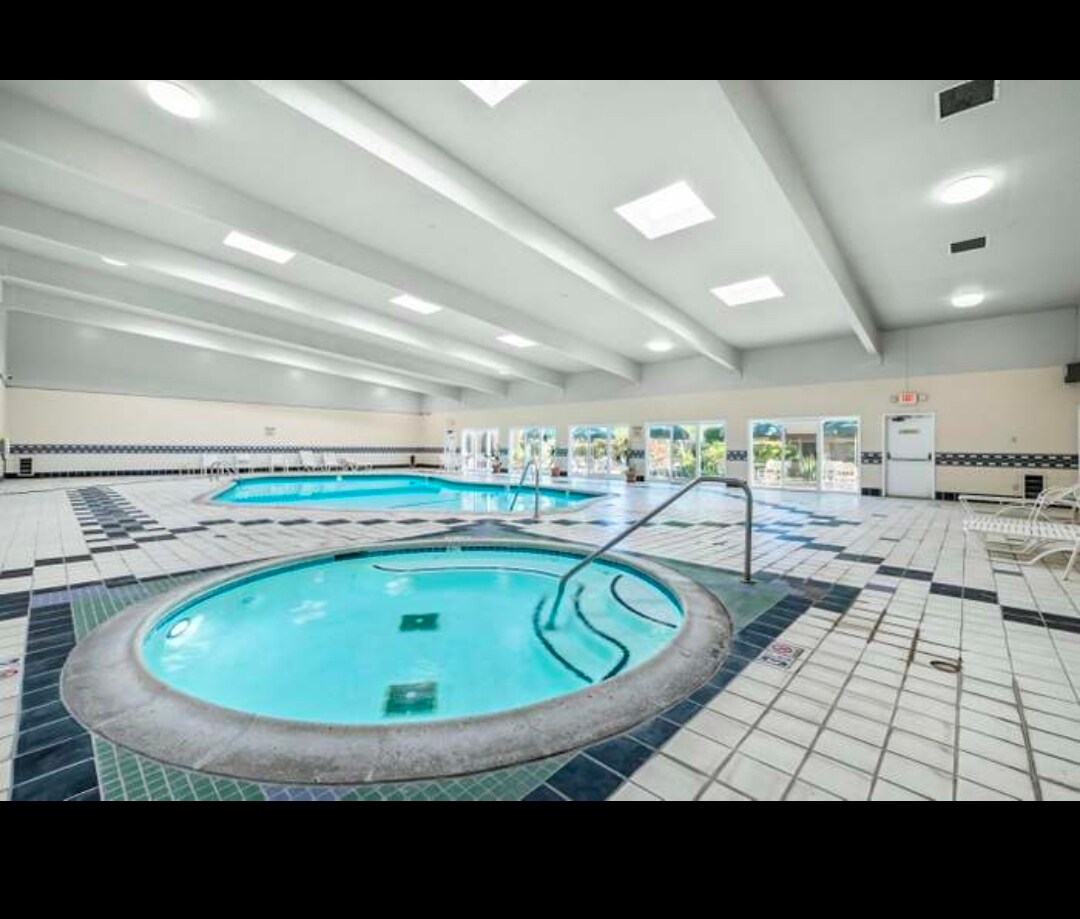 Building Photo - 310 Tradewinds Dr