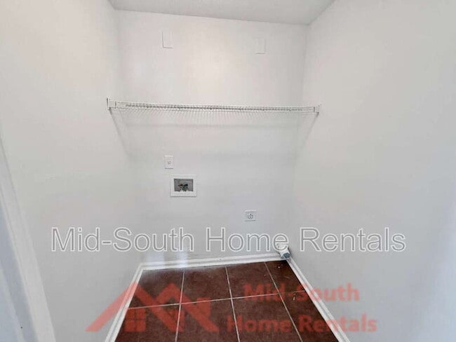 Building Photo - 3942 Chelsea Hill Dr