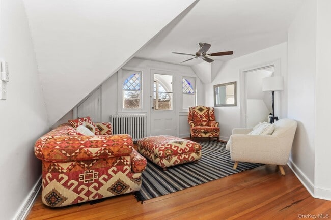 Building Photo - 16 Bedford Rd