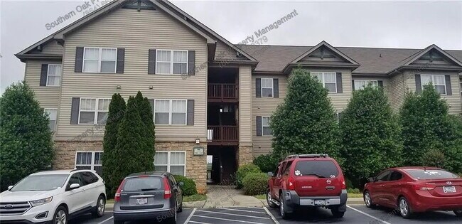 Building Photo - 1123 Harts Ridge Dr