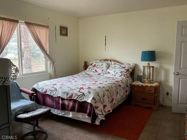 Building Photo - 32322 Amber Rd