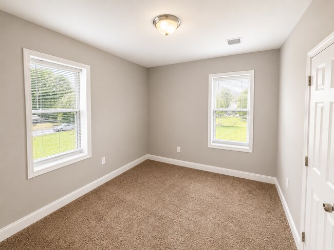 Building Photo - 618 McKinstry Ave