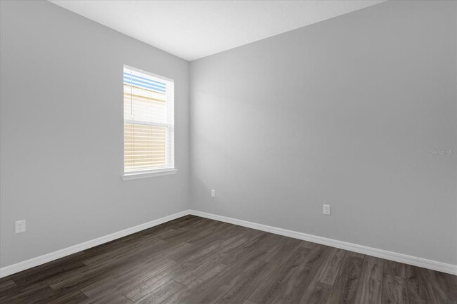 Building Photo - 3420 Curlew Ave