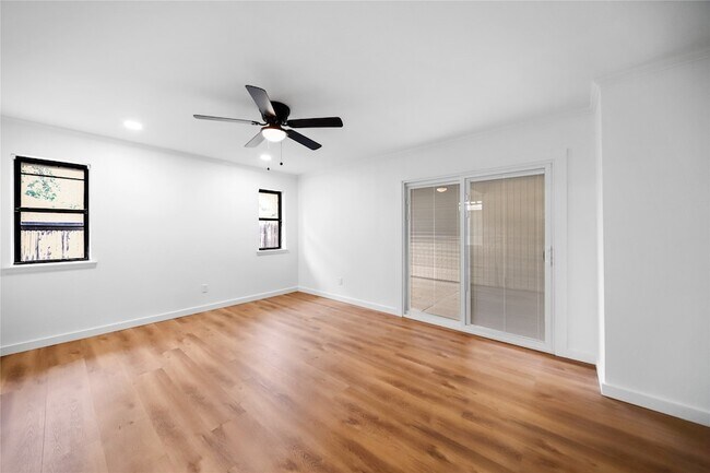 Building Photo - 1637 Stroud Ln