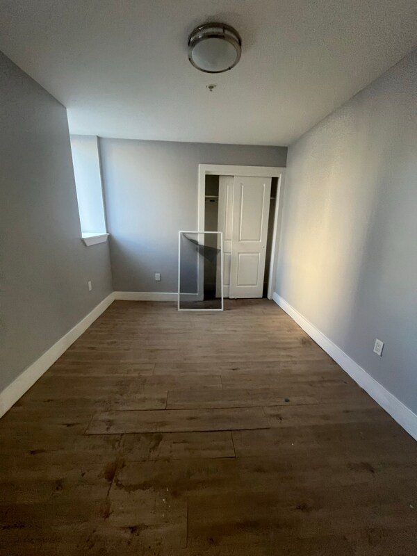 Building Photo - 175 Munn Ave