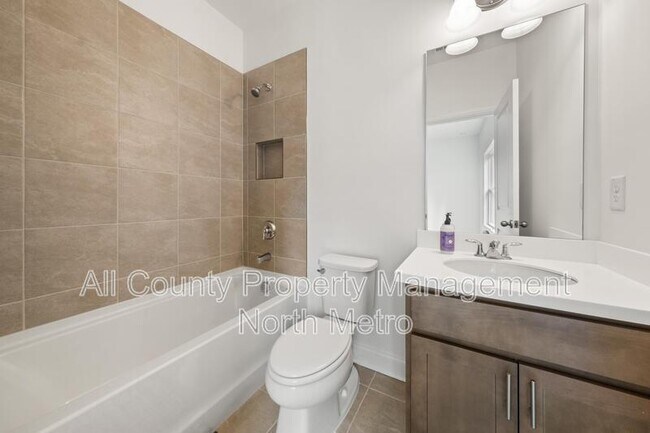 Building Photo - 382 Tillman Pass