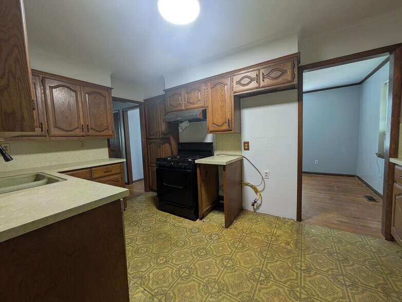 Building Photo - 1225 NW 98th St
