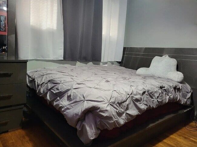 Building Photo - 8409 Navahoe Dr